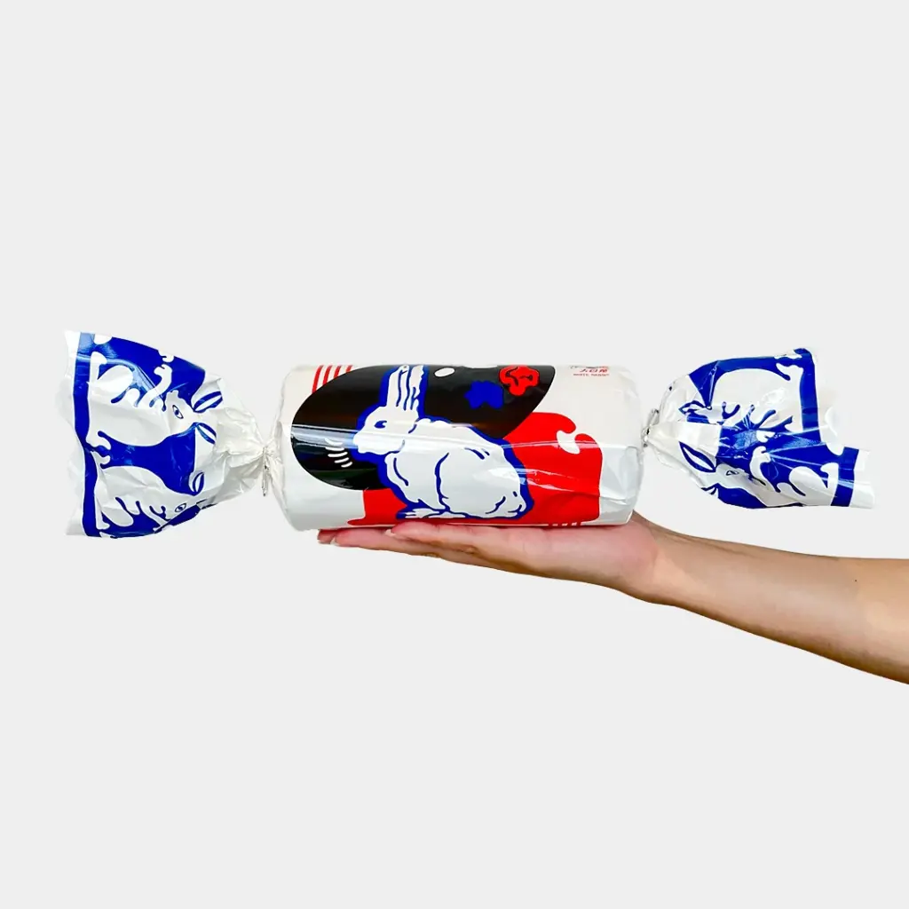 大白兔 奶糖 200g （包装真的跟图片一样大）